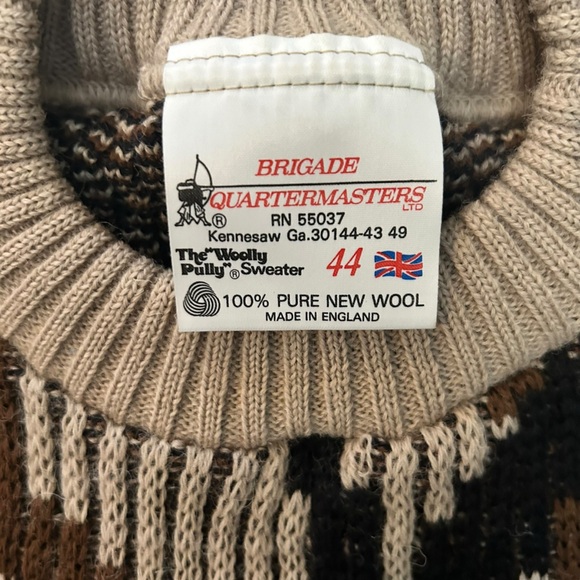 The Wooly Pully Sweater 100% Wool Shoulder and Elbow Reinforced Camouflage Patch - Picture 3 of 13